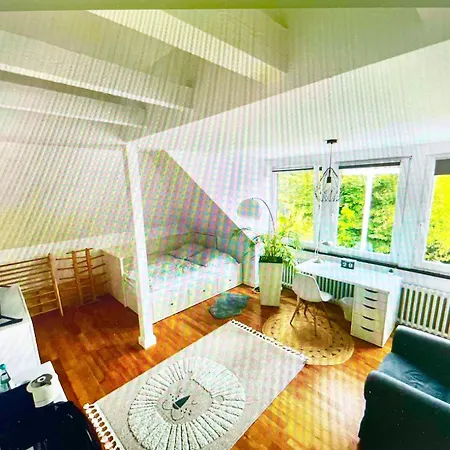 Mit Bad Und Ankleideraum + Parkplatz Accommodatie bij particulieren *